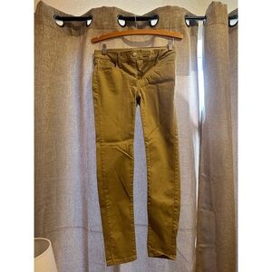 NWOT Women's Levi's 710 Super Skinny Khaki Jeans; Size 27